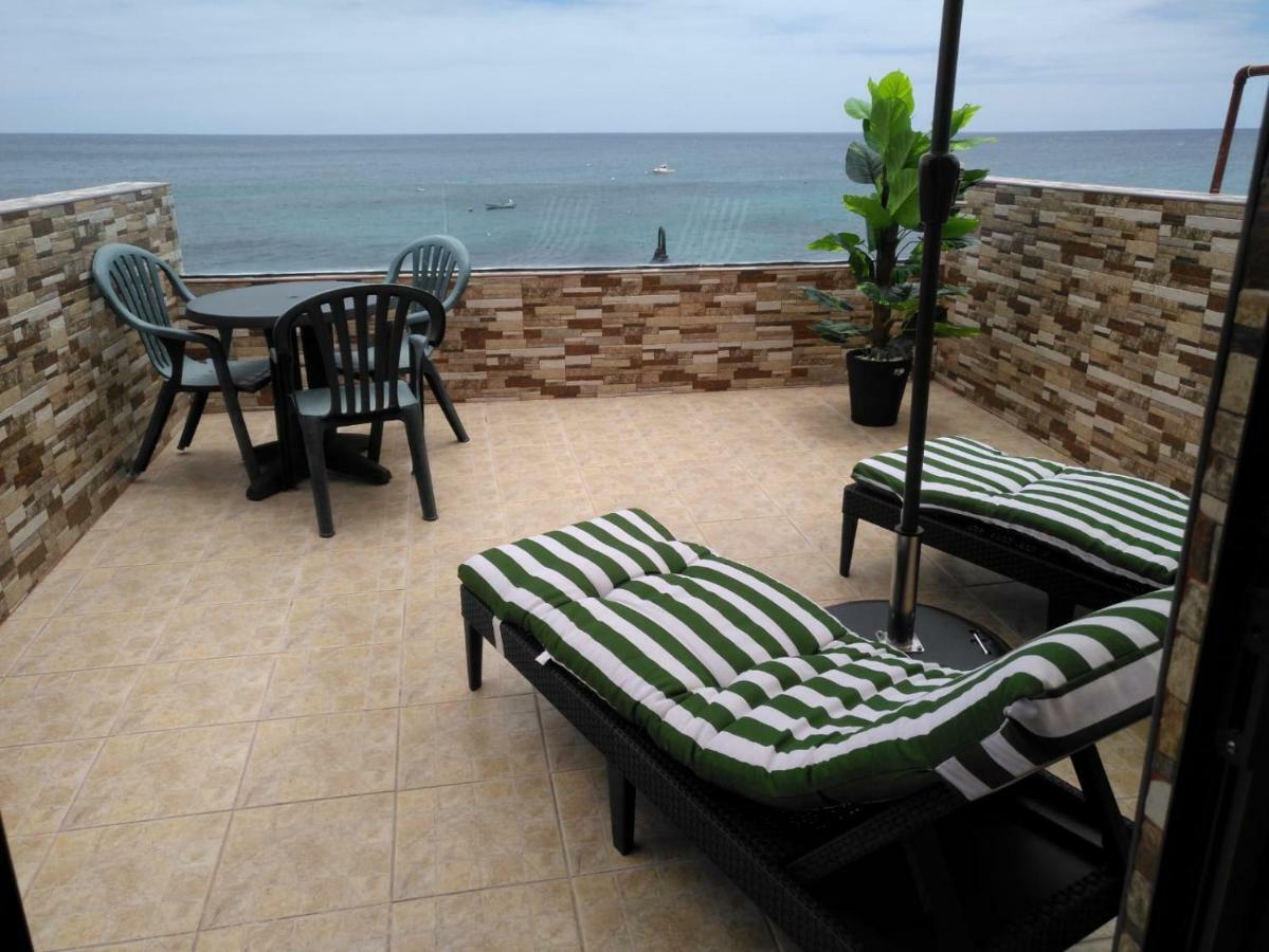 Casa Corina. Primera Linea De Mar Punta Mujeres Bagian luar foto